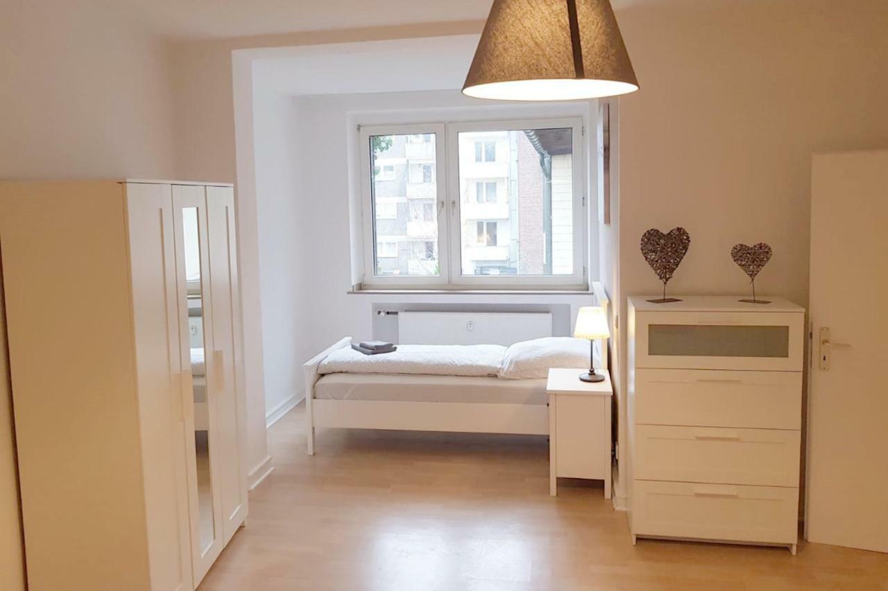 Cosy Apartment Нойс Екстериор снимка