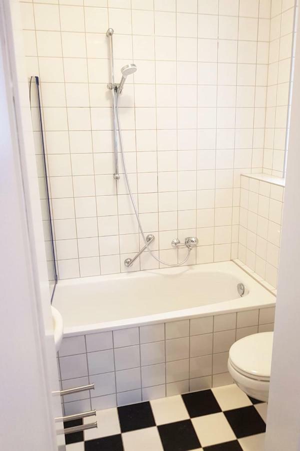 Cosy Apartment Нойс Екстериор снимка