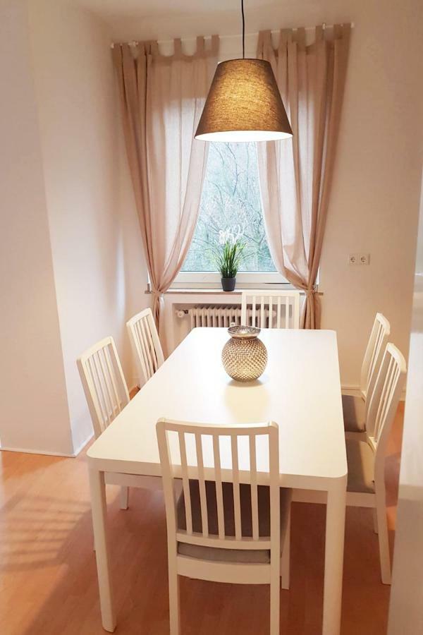 Cosy Apartment Нойс Екстериор снимка